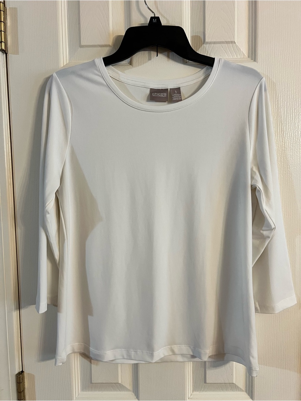 Chico's Creamy White 3/4 Sleeve Crewneck Top